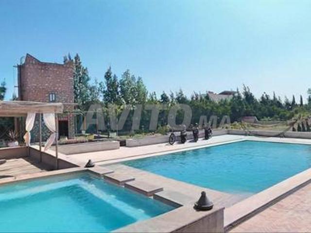 Projet Maison d’hôtes/Familiale 6500 m² titré