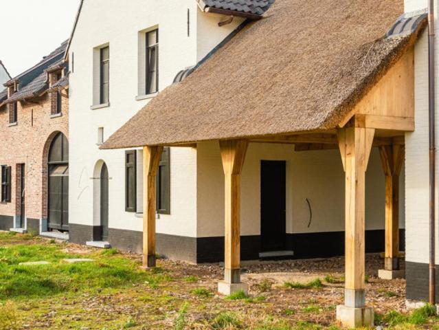 Projet 'VIER', maisons jumelées en construction à Destelbergen