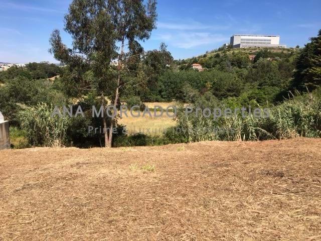Projeto Aprovado e Pronto a Construir | Terreno com 2.089 m² para Moradia Térrea T4 com Jardim e Piscina