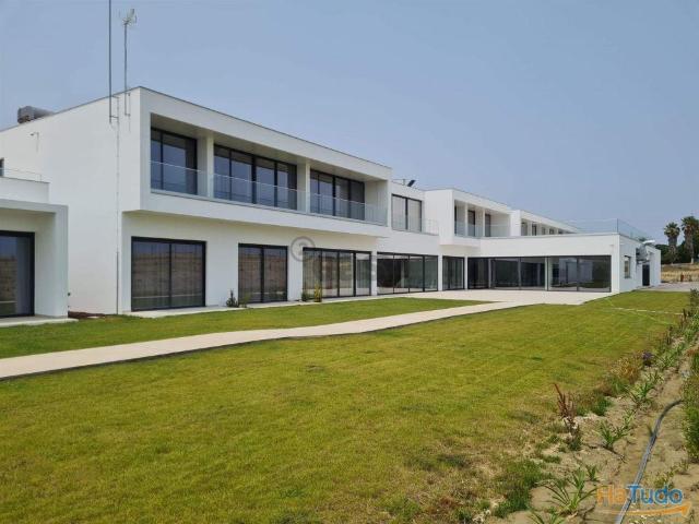 Projeto aprovado para Residência Sénior na Lourinhã | 26064088711
