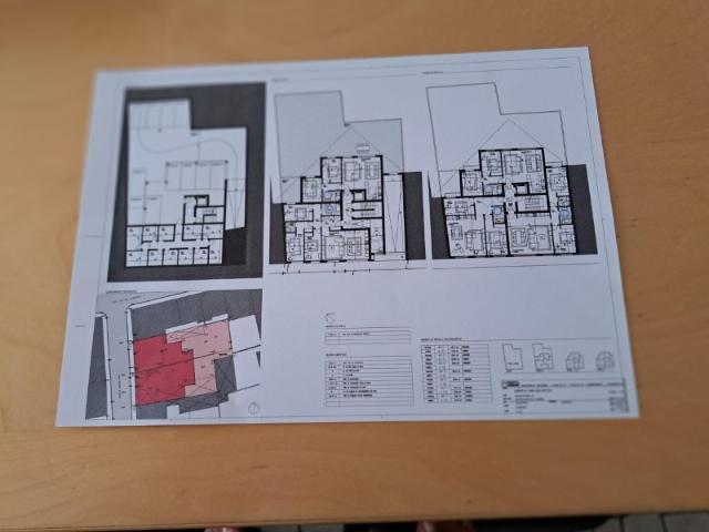 Projeto urbanístico para construção, em aprovação, bloco de 11 apartamentos, zona central Barreiro
