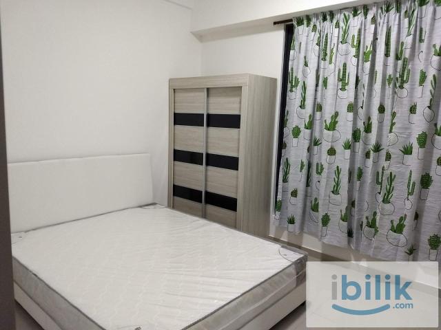 Promenade Aircond furnished Middle Room include utilities shared bathroom MIX GENDER
