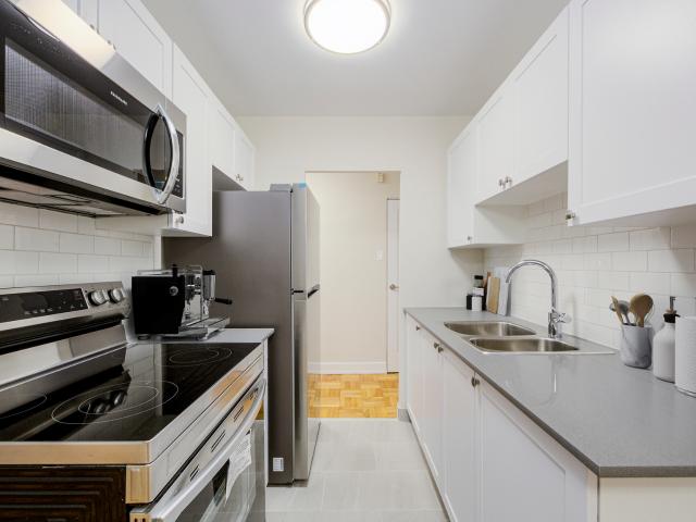 Promenade Apartments 1 Bedroom Apartment for Rent