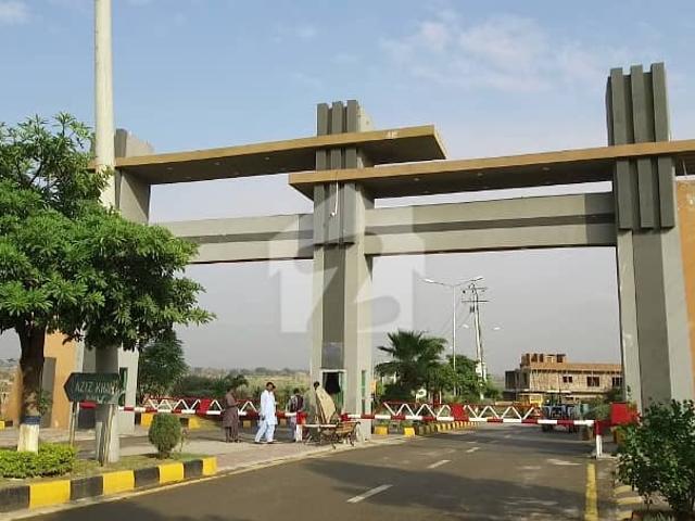 Prominently Located Corner 10 Marla Residential Plot Available In University Town Block E