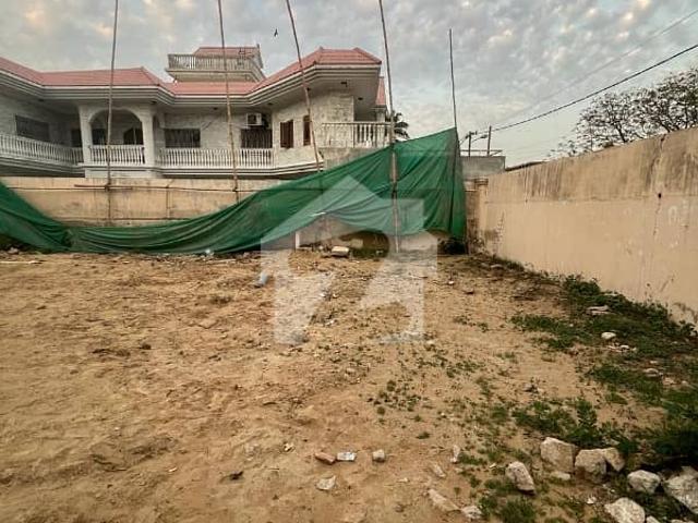 Prominently Located Good Location corner 400 Square Yards Residential Plot Available In North Nazimabad Block F