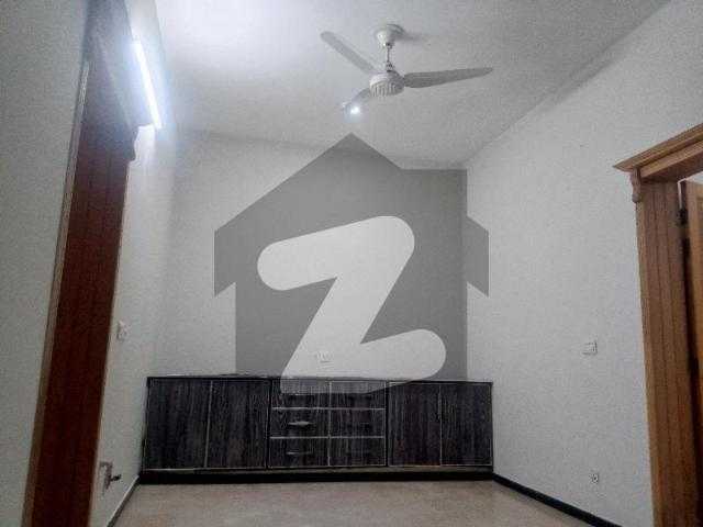 Prominently Located House Available In Bahria Town Phase 8 Rafi Block