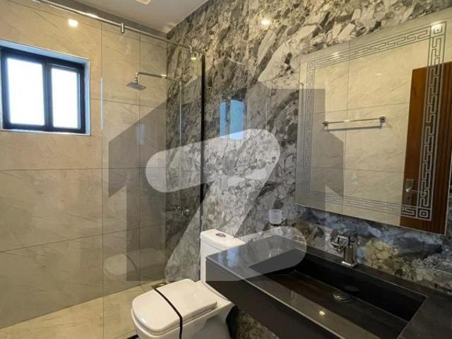 Prominently Located House Available In Bahria Town Phase 8 Umer Block For sale Bahria Town Phase 8 Umer Block