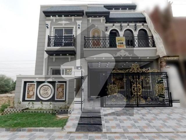 Prominently Located House Available In LDA Avenue For Sale LDA Avenue