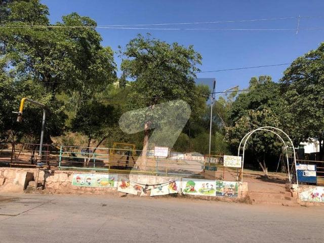 Prominently Located Prime Location Residential Plot Available In Gulshan Abad For sale