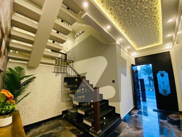 Prominently Located Prime Location 10 Marla House Available In Citi Housing Society