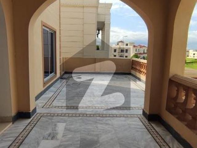 Prominently Located Prime Location 1 Kanal House Available In Citi Housing Scheme