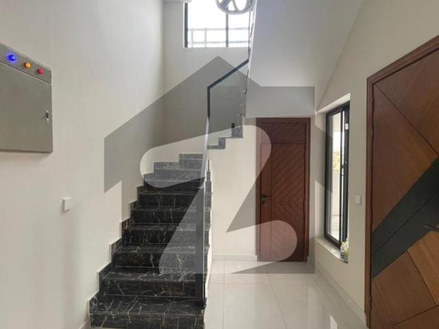 Prominently Located 10 Marla House Available In Bahria Town Phase 8 Block I