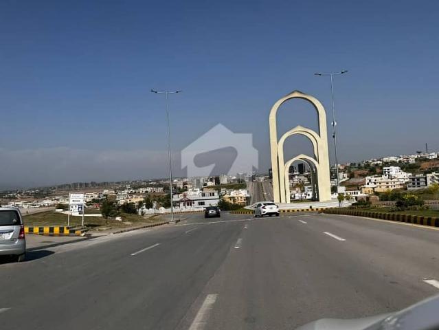 Prominently Located 1 Kanal Residential Plot Available In DHA Phase 5 Sector F1