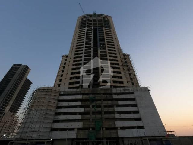 Prominently Located 3275 Square Feet Flat Available In Clifton Block 1