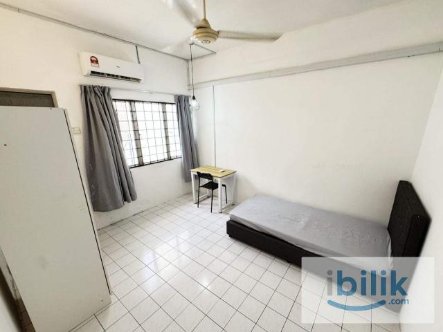 Promo cny coming‼️‼️low depositbandar utama petaling jaya middle aircond room for rentnearby centre point