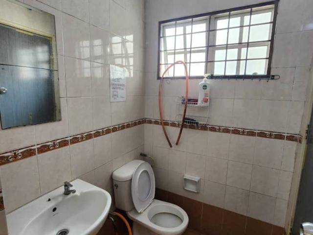 [Promo | RM 1 For 1st Month ] ️ Super Comfort Gated Landed House Middle Room at Puchong‼️