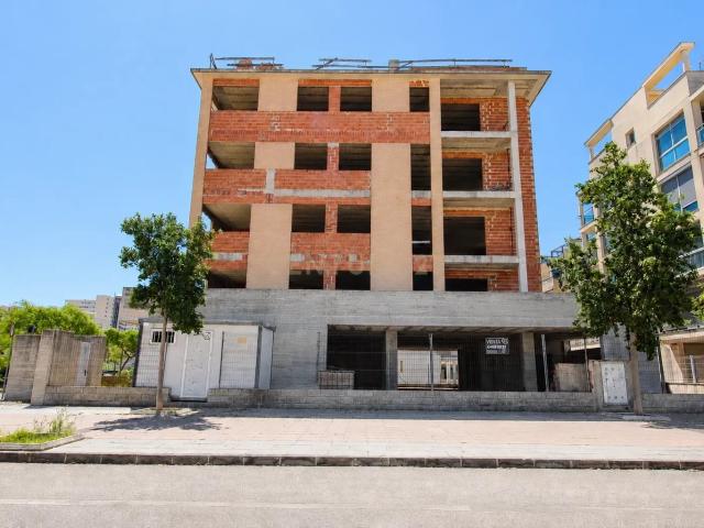 PROMOCIÓN INACABADA EN BELLREGUARD VALENCIA