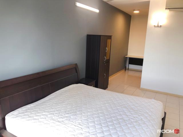 PROMOTION! HIGH SPEED INTERNET Matser Room with BATHTUB Fully Furnished
