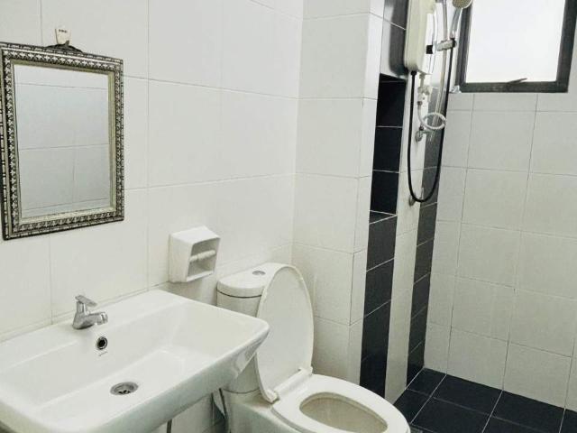 Promotion! HIGH SPEED INTERNET Single Room Metia Residence, Seksyen 13 NEW Aircond Wardrobe