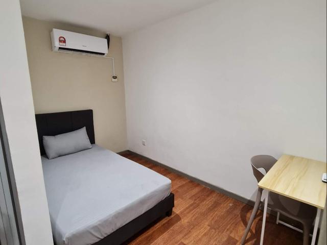 PROMOTION ⏰ Near MRT Kepong Room + Toilet for Rent at Kepong