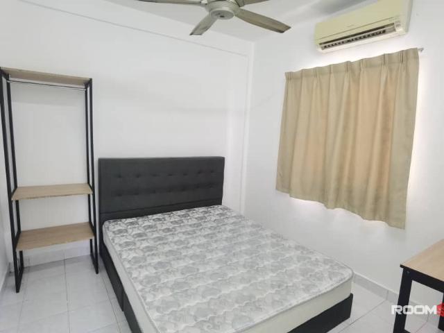 Promotion package ✨ Middle room for rent at Salvia Apartment, Kota Damansara