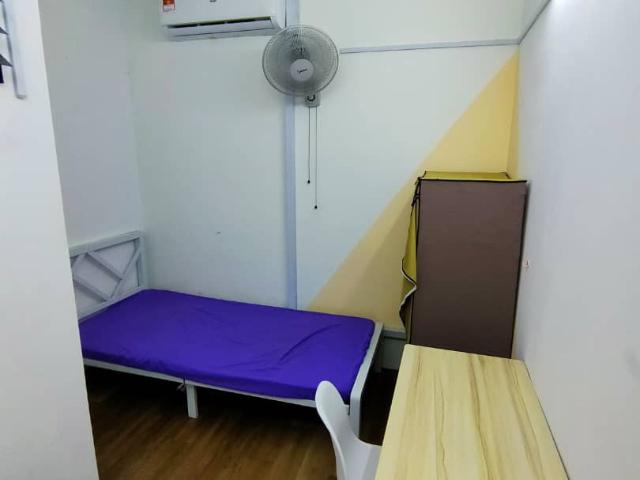 PROMOTION PRIVATE ROOM WITH AIRCOND❄️ INCLUDING FREE WIFI ONLY AT BUKIT MAYANG