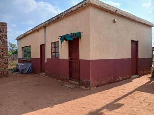 property with great business potenti.
