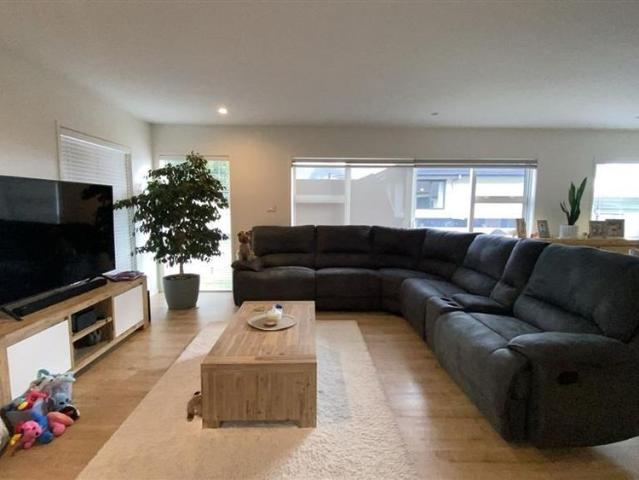 Property Management7 Kingfisher Road, Silverdale House for Rent