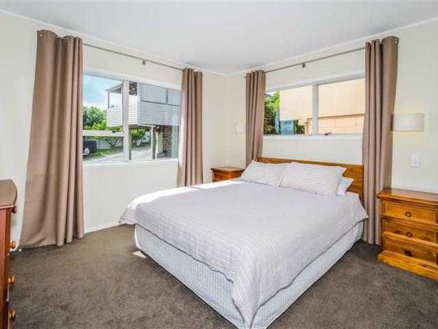 Property Management570A Beach Road, Rothesay Bay House for Rent