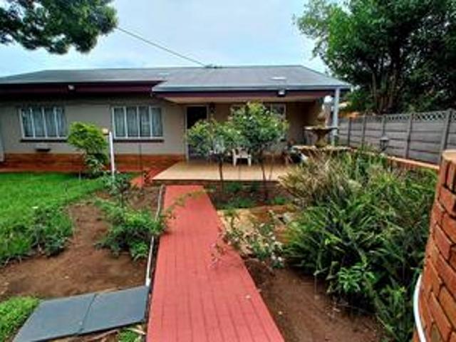 property on the market in booysens.