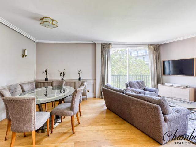 Property Rental: Apartment in Paris 16th, Chaillot district Chambard Real Estate
