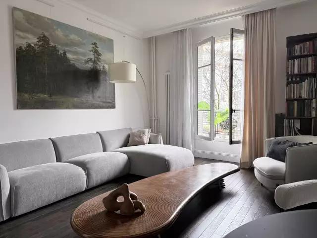 Property Rental: Apartment in Paris 7th, École Militaire district Chambard Real Estate