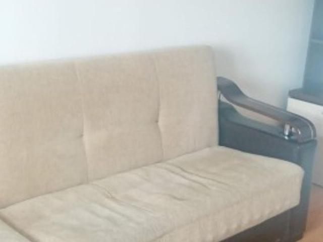 Proprietar inchiriez apartament 2 camere decomandat
