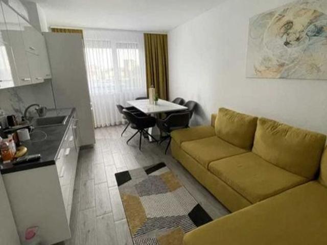 Propietar Închiriez in Regim Hotelier Apartamente/Garsoniere Non Stop