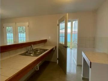 Propiedad con dos casas y una piscina en Antón. Casas en Antón | 3 recámaras por 165000.00 en Antón