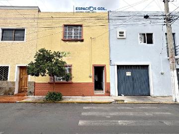 Propiedad con Gran Potencial para Remodelar Precio Promocion