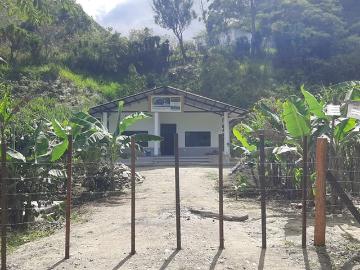 Propiedad a solo 6 minutos del centro de Vilcabamba con terreno fértil