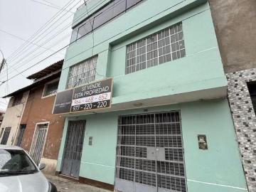Propiedad de 3 Pisos mas Local Comercial a precio de Terreno Centro de Huancayo
