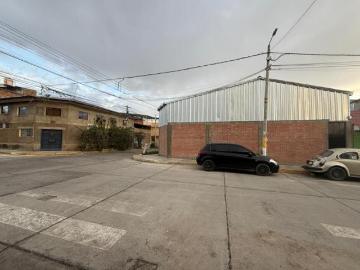Propiedad de 375 m2 con Local Comercial y Terreno en Esquina Jr. Parra de Riego El Tambo