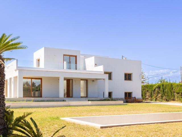 Propiedad de Lujo en Benicarló – Espacio, Diseño y Estilo de Vida muy cerca del Mar