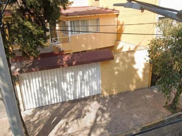 ️ SEGURIDAD Y PAZ: CASA EN VENTA EN LIZARDI 9, ACCESO CONTROLADO Y ESTILO ️