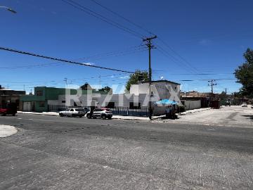 Marcada vocación COMERCIAL ¡ Frente al Santuario de Guadalupe