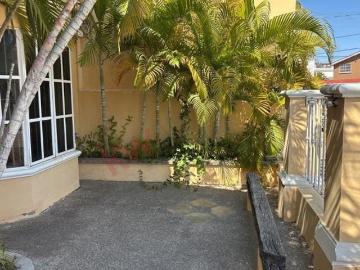 Propiedad en VENTA Calle Cerro Chato 105, Fraccionamiento Lomas de Mazatlán, 82110 Mazatlán, Sin