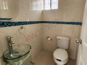Propiedad en VENTA Calle La Rioja 2229, Fracc Privada Miraloma Sect Español, 32540 Juárez, Chih, M