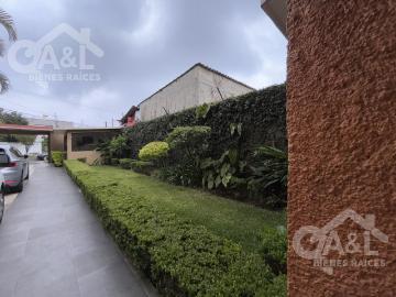 Propiedad en Venta a media cuadra de Avenida Americas