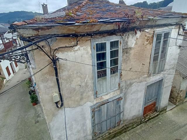 Propiedad en venta en A Coruña, Mañon