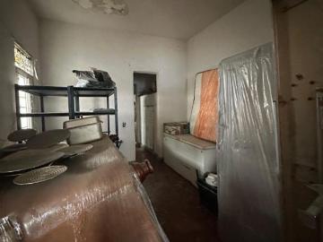 Propiedad en venta en el Centro de Monterrey, ideal para inversión o proyecto de remodelación
