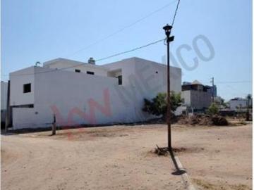 Propiedad en VENTA Retorno Jacarandas 15, Fracc Haciendas de San Vicente, 63737 Bahía de Banderas