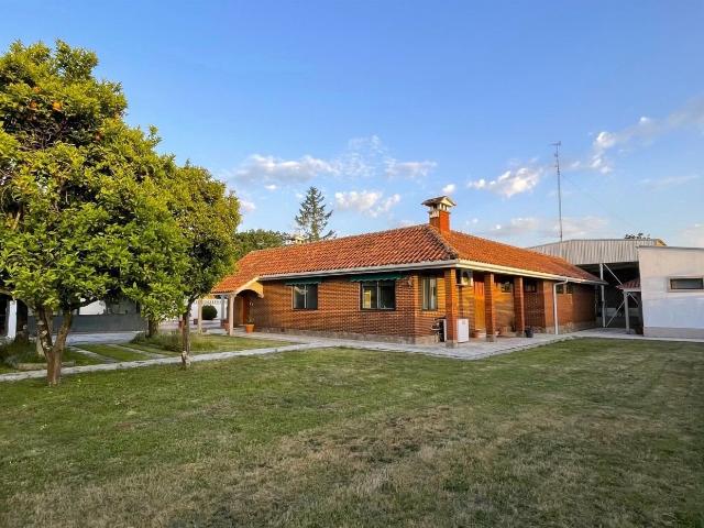 Propiedad Exclusiva en Tomiño: Un Espacio para la Vida, la I. 920m² Tomiño