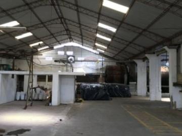 Propiedad industrial ubicada en el centro del país